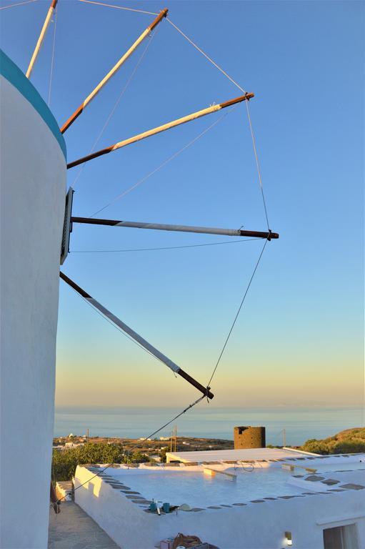 Windmill Arades Suite Apollonía Buitenkant foto
