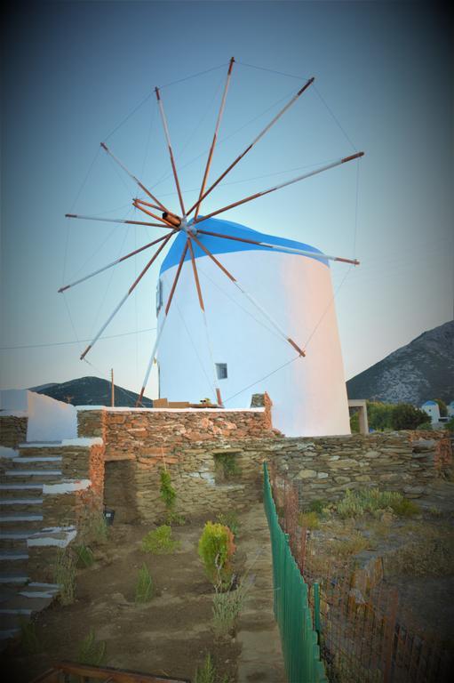 Windmill Arades Suite Apollonía Buitenkant foto